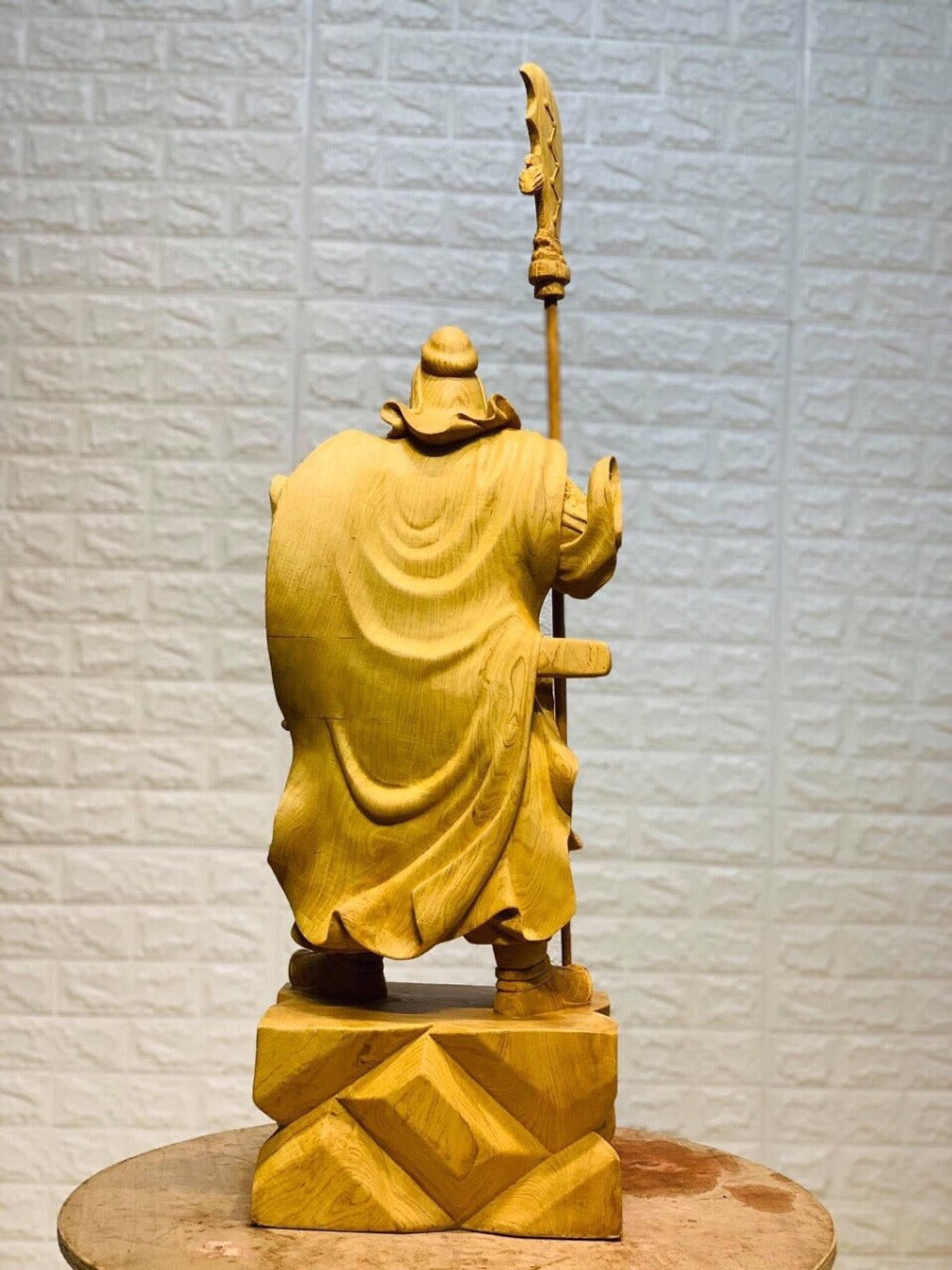 Quan Công - Đế Chạm Tùng Gỗ Pơ Mu
