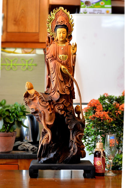 Mẹ Quan Âm Ngự Đài Sen