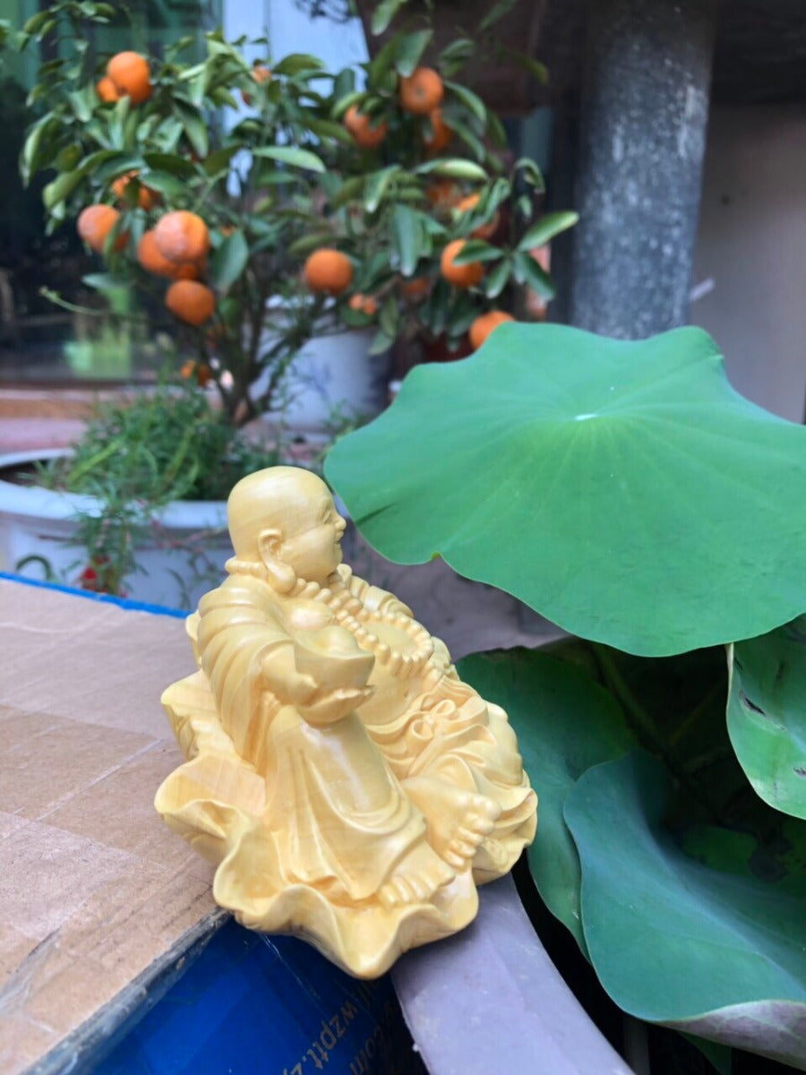 Tượng Di Lặc Ngồi Lá Sen