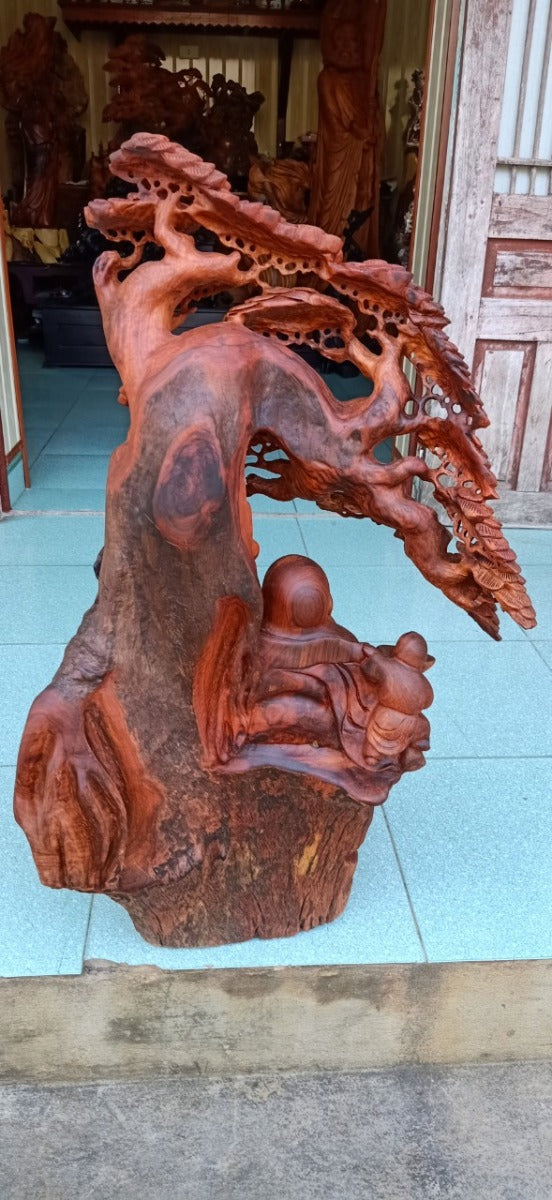Tượng Di Lặc Ngồi Gốc Tùng