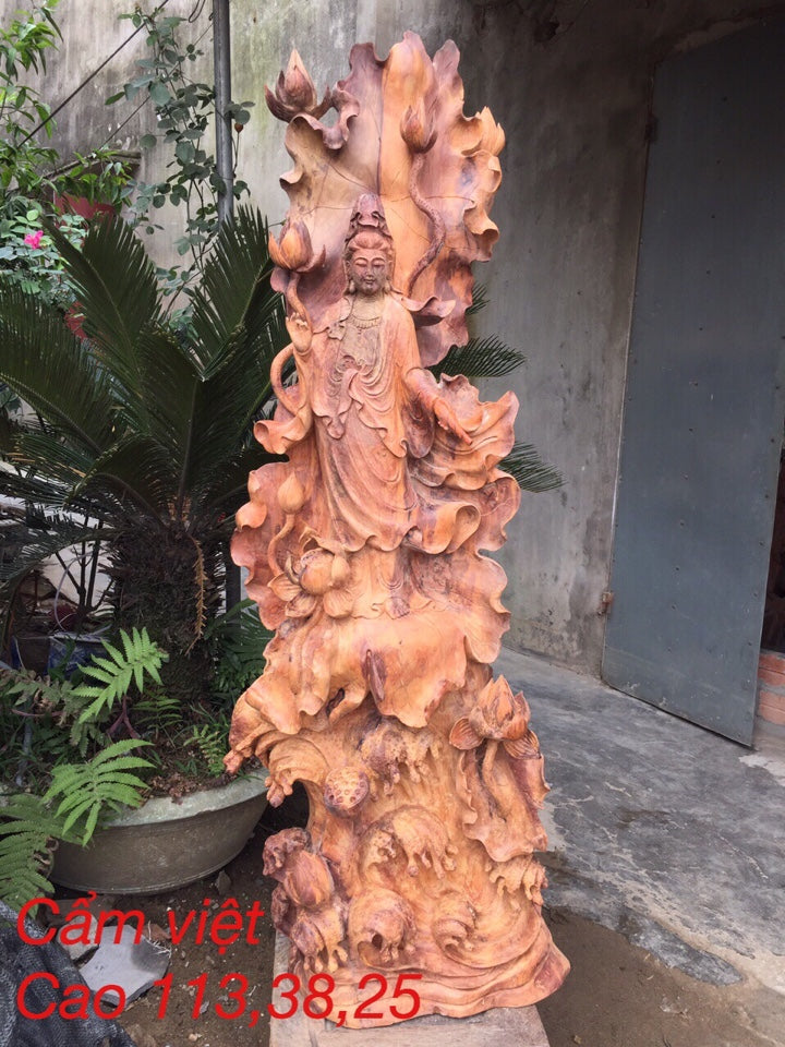 Phật Bà Quan Âm Đứng Lá Sen Gỗ Cẩm