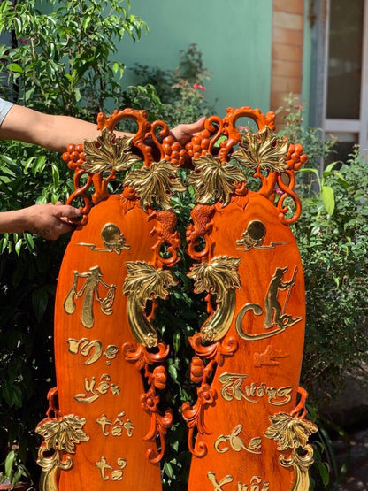 Tranh Cha Mẹ - Chữ Thư Pháp Dát Vàng - Kiểu Bầu