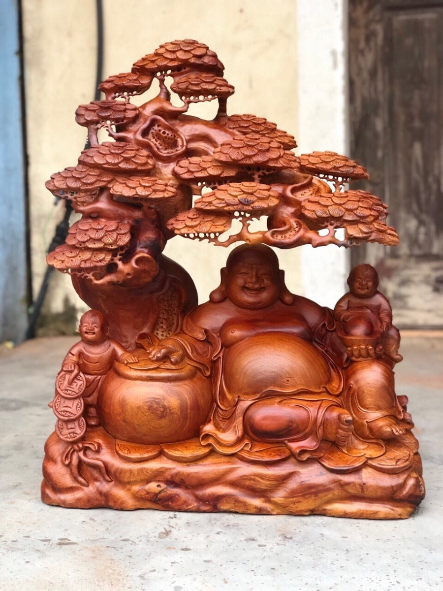 Phật Di Lặc Ngồi Tán Tùng