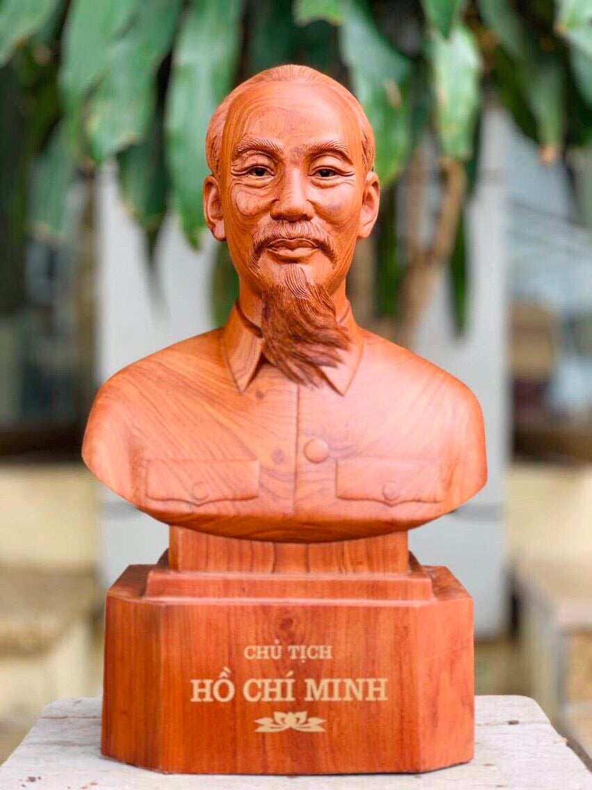 Tượng Gỗ Chân Dung Hồ Chí Minh