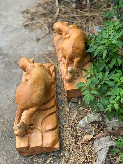 Tượng Báo Săn Mồi Gỗ Pơ Mu
