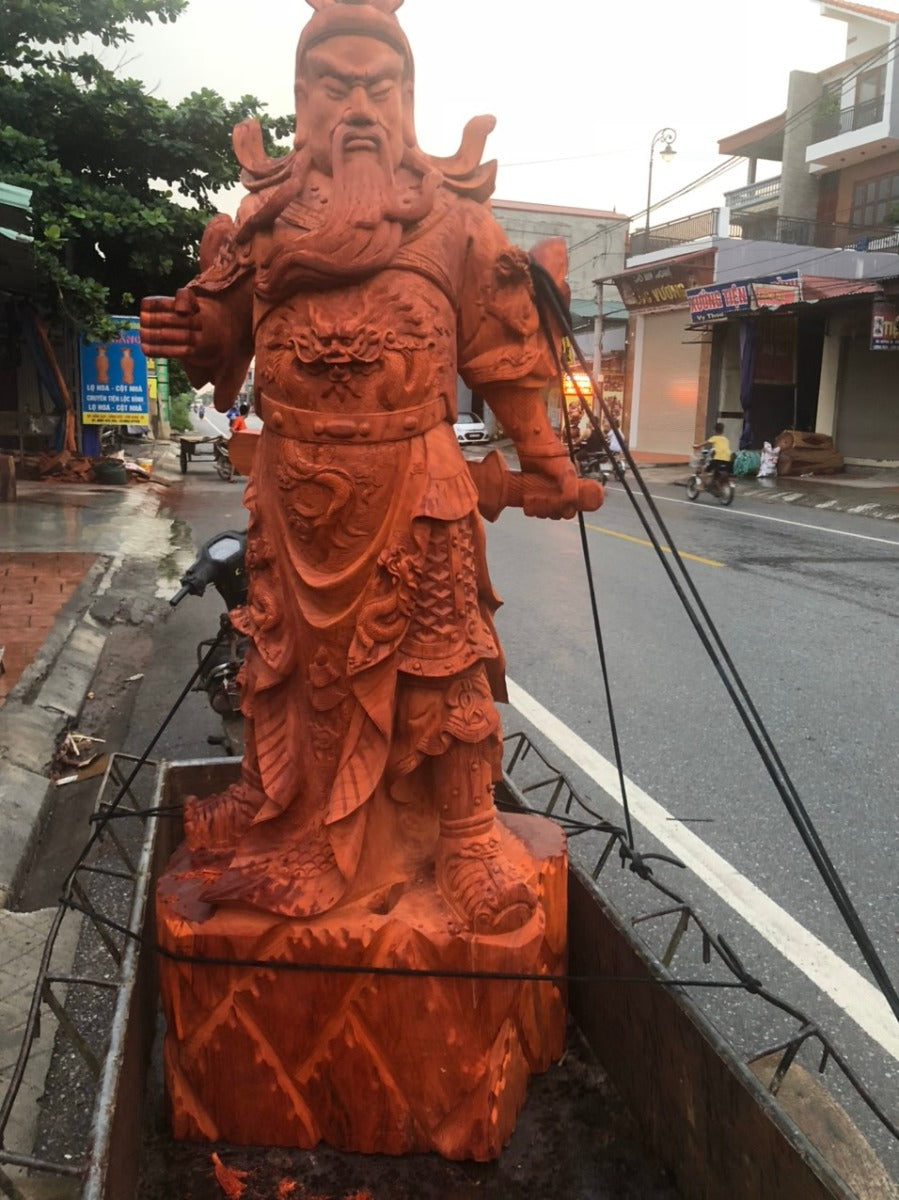 Quan Công  Trấn Ải Cao 2m