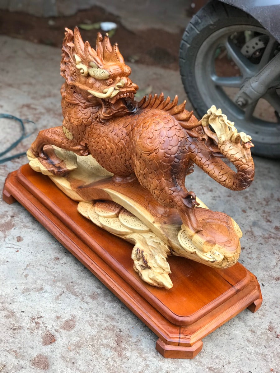 Tượng Gỗ Kỳ Lân