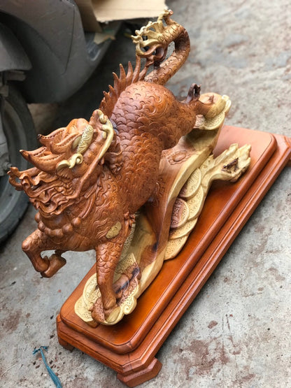 Tượng Gỗ Kỳ Lân