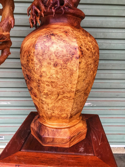 tác phẩm tiểu cảnh  Bình Tùng bonsai gỗ Nu Hương