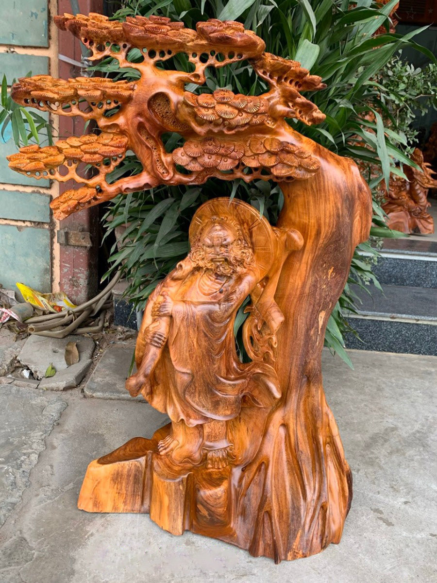 Tượng Bồ Đề Đạt Ma Đứng Gốc Tùng