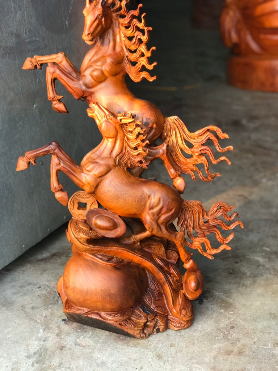 Tượng Song Mã Uyên Ương Gỗ Hương