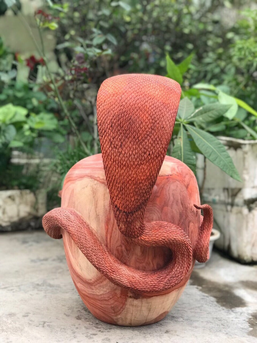 Tượng Rắn Gỗ Cuộn Chum Tiền