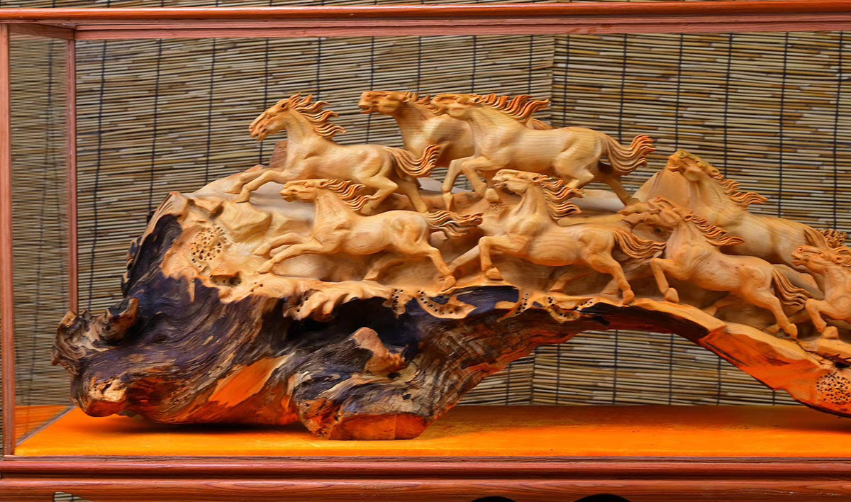 Bát Mã Hùng Phong