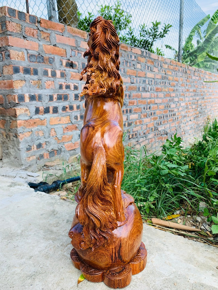Độc Mã Phi Tiên - Gỗ Hương