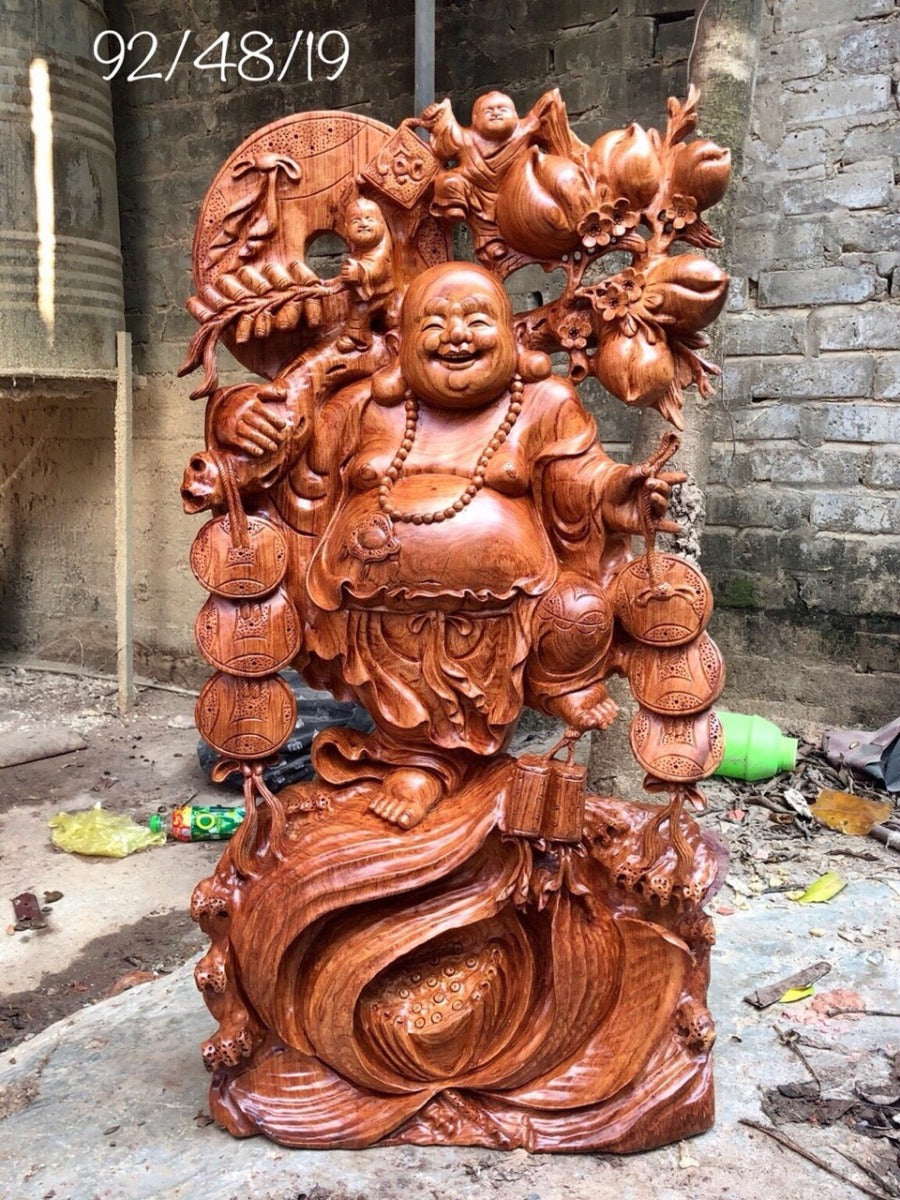 Tượng Gỗ Di Lặc  Đào Đứng Trên Hoa Sen