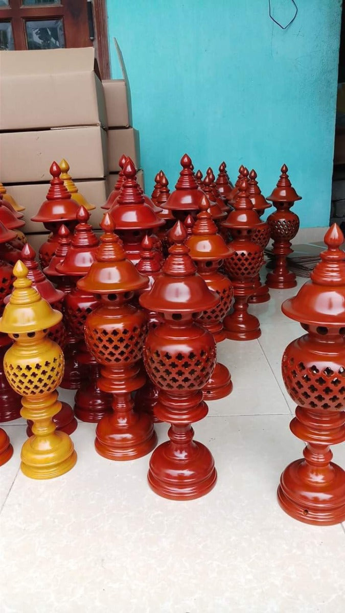 Đèn Thờ Bằng Gỗ Hương