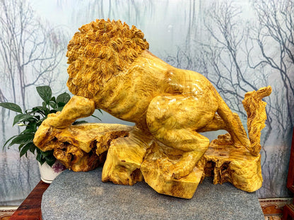 Tượng Sư Tử Chúa Sơn Lâm Gỗ Nu Kháo