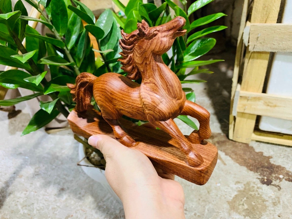 Tượng Linh Vật Con Ngựa Để Bàn