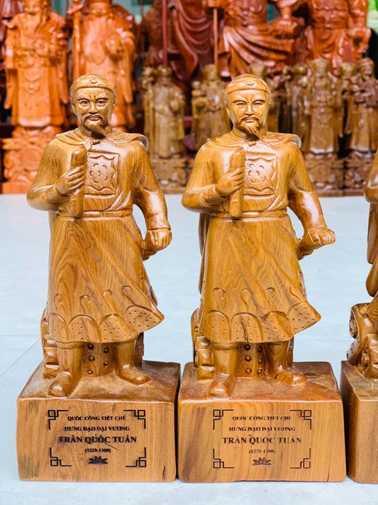 Tượng Gỗ Trần Quốc Tuấn Cao 20