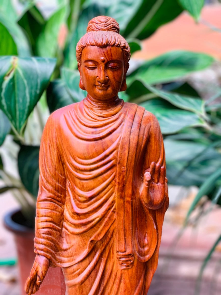 Phật Thích Ca Mâu Ni Đứng Trên Hoa Sen Cao 60