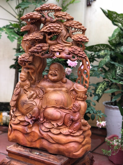 Di Lặc Ngồi Gốc Cây Tùng