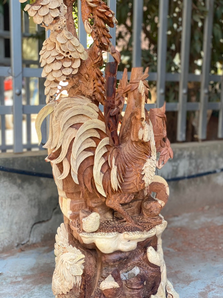 Gia Đình Gà Gỗ Hương