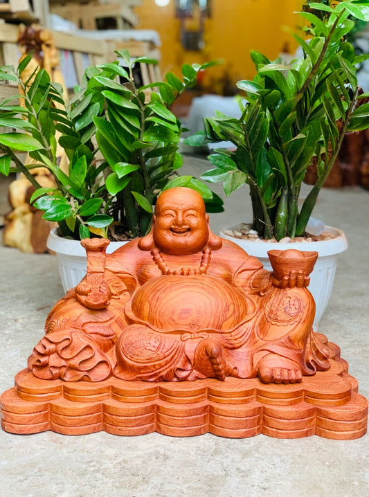 Di Lặc Ngồi Bưng Thỏi Vàng Ngang 50cm
