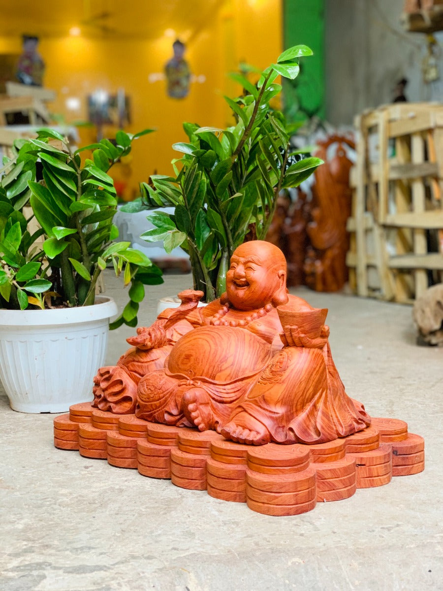 Di Lặc Ngồi Bưng Thỏi Vàng Ngang 50cm