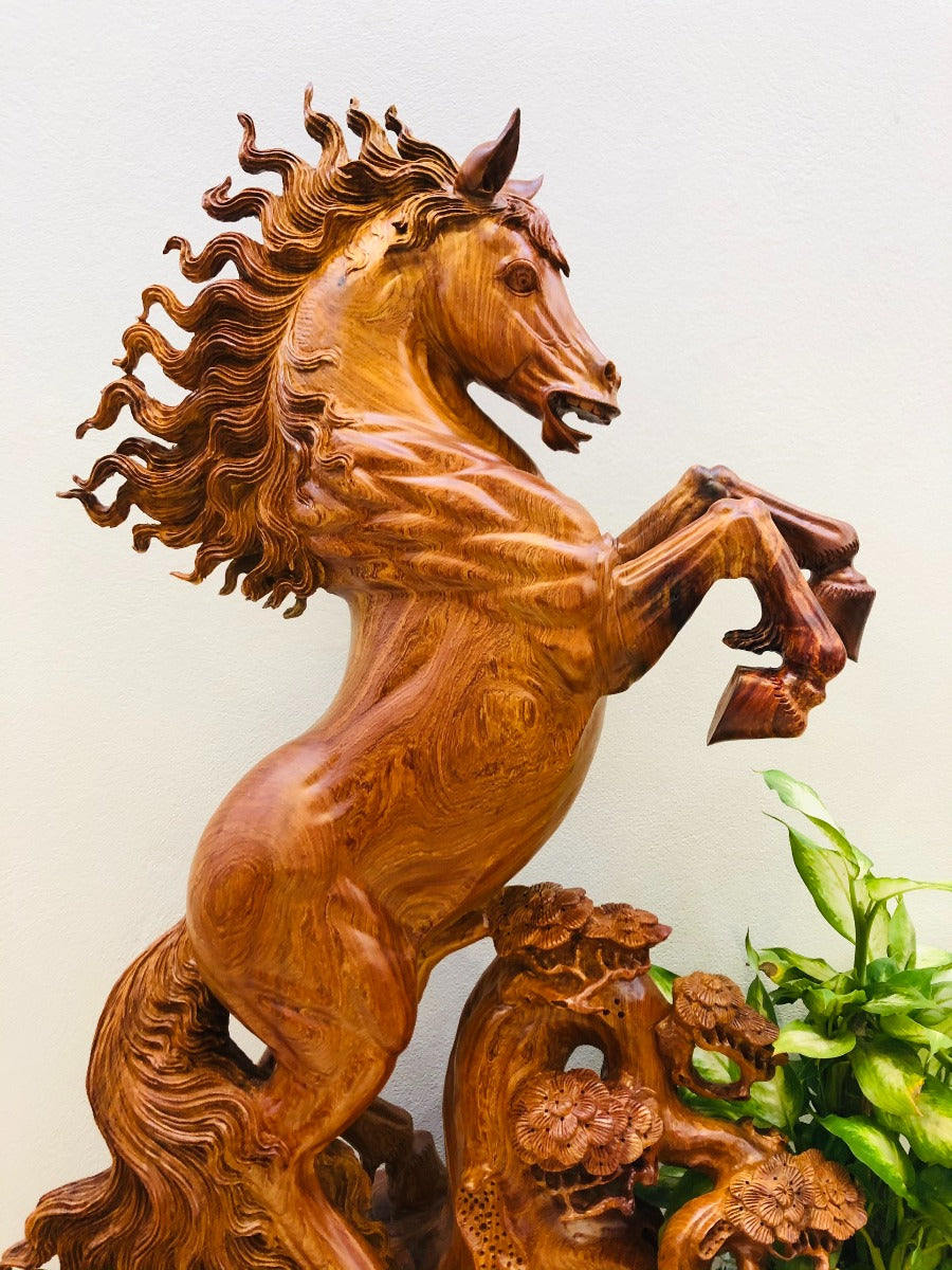 Tượng Con Ngựa - Nhất Mã Phi Thiên Gỗ Hương