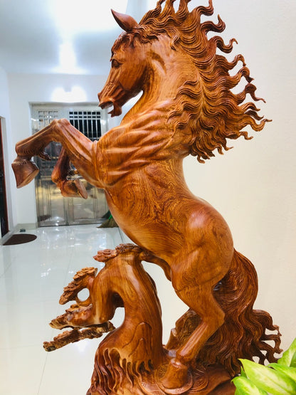 Tượng Con Ngựa - Nhất Mã Phi Thiên Gỗ Hương