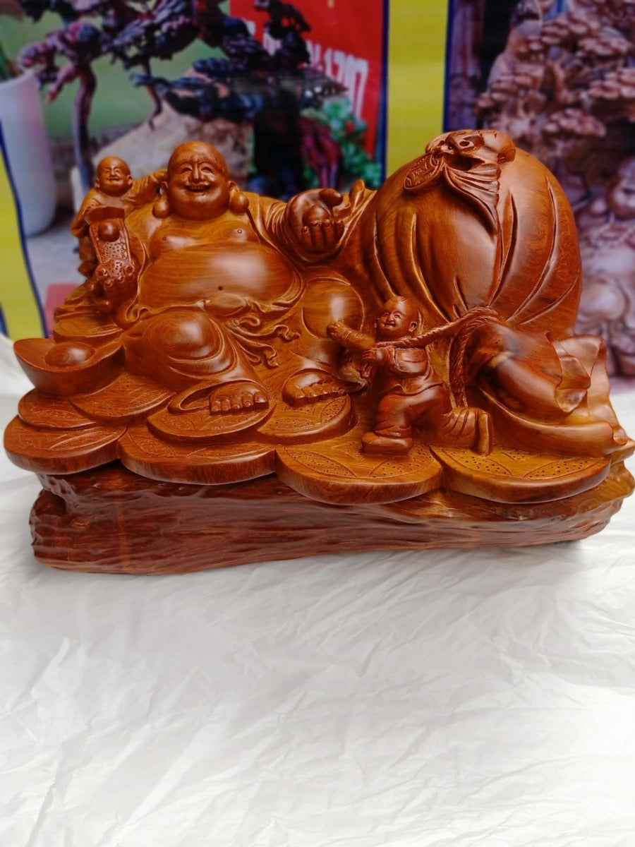 Di Lặc Ngồi Bên Bao Tiền Chiêu Tài Lộc