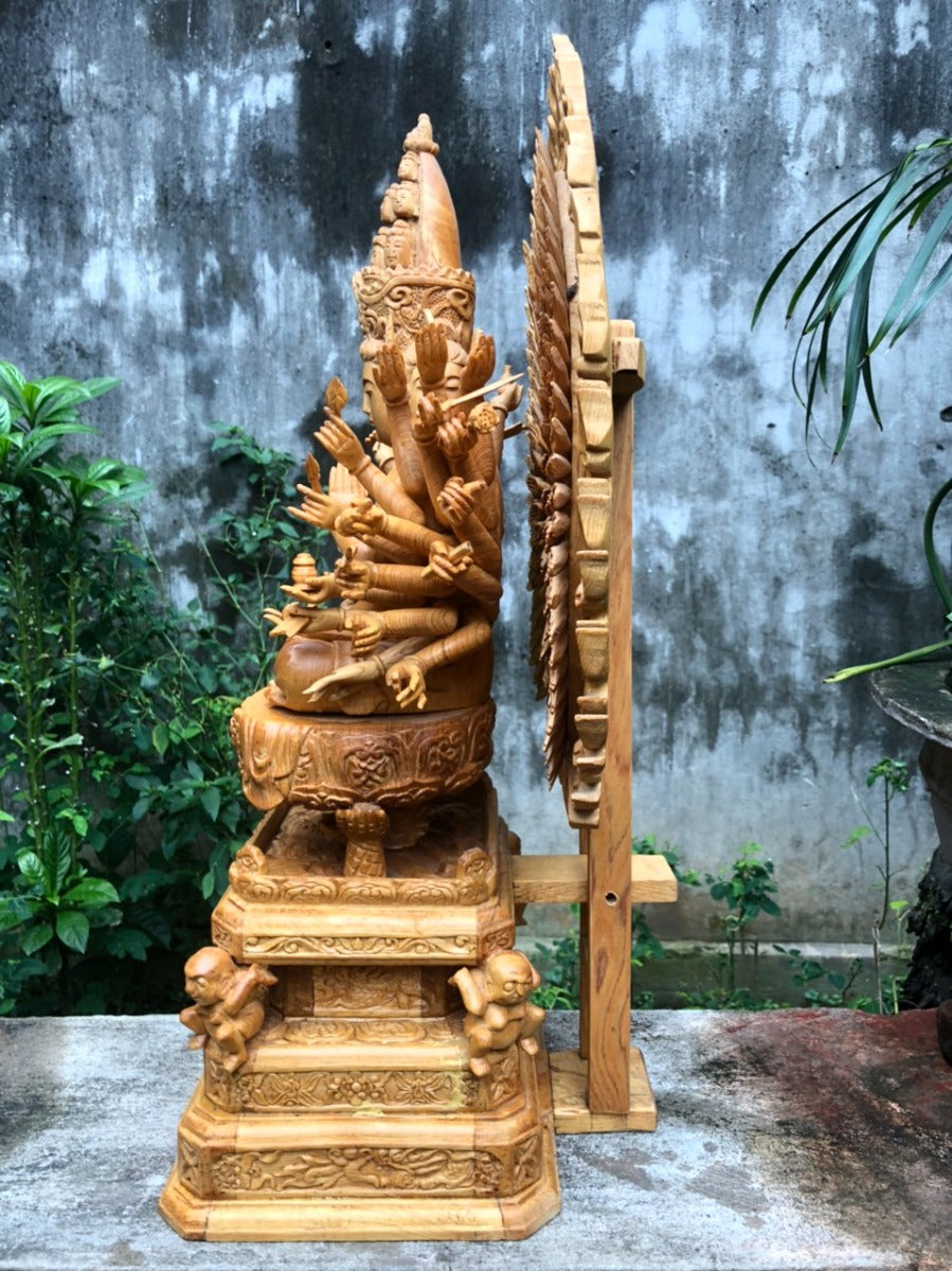 Tượng Thiên Thủ Thiên Nhãn -  Nghìn tay nghìn mắt