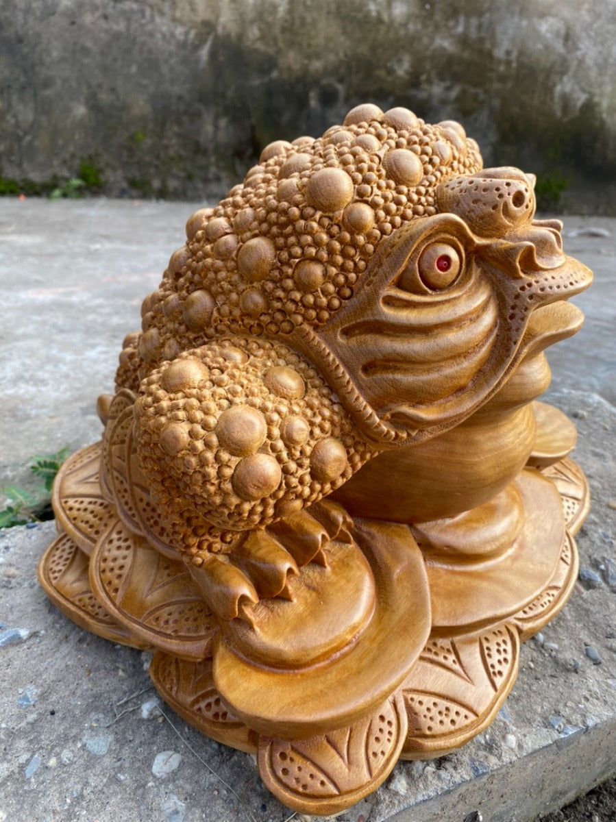 Tượng Cóc Ngậm Tiền Gỗ Gù Hương Cao 27cm