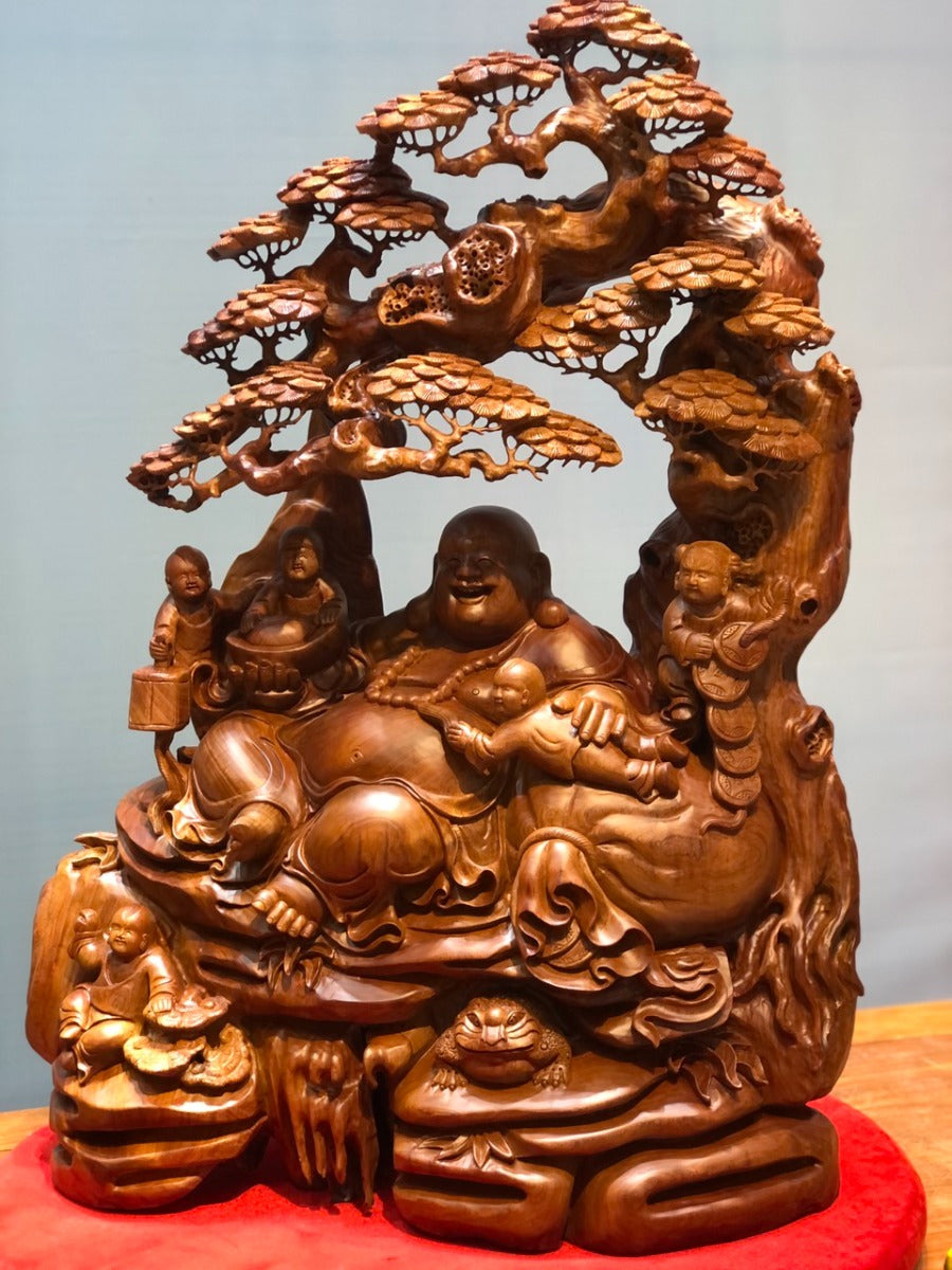 Tượng Di Lặc Ngồi Dưới Tán Tùng Cao 93