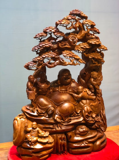 Tượng Di Lặc Ngồi Dưới Tán Tùng Cao 93