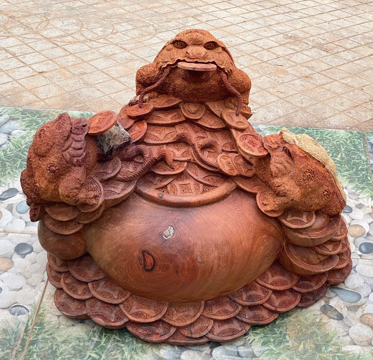 Tam Cóc Thiềm Thừ Trấn Lu Tiền Ôm Đá Phong Thủy