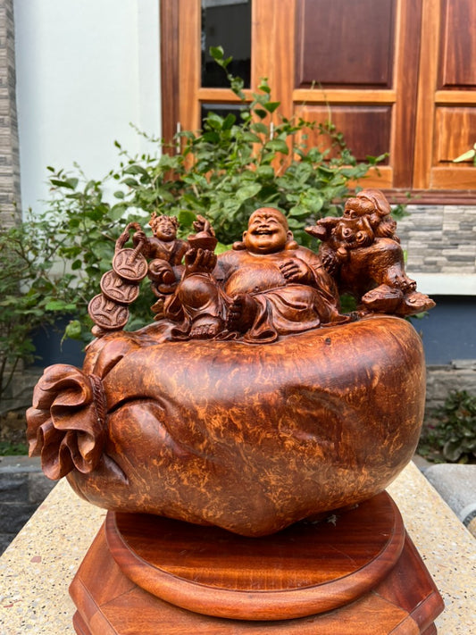 Di Lặc Ngồi Bao Tiền Gỗ  Thơm Nu Ngọc Am Đỏ Nhiều Dầu