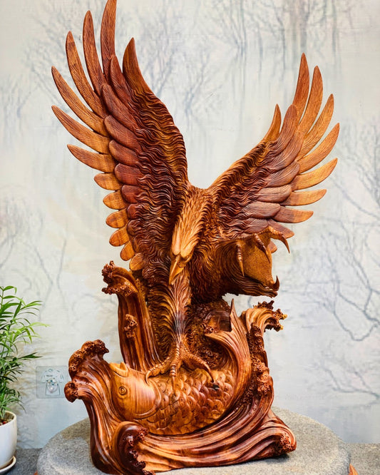Tượng Phong Thủy Đại Bàng Săn Cá