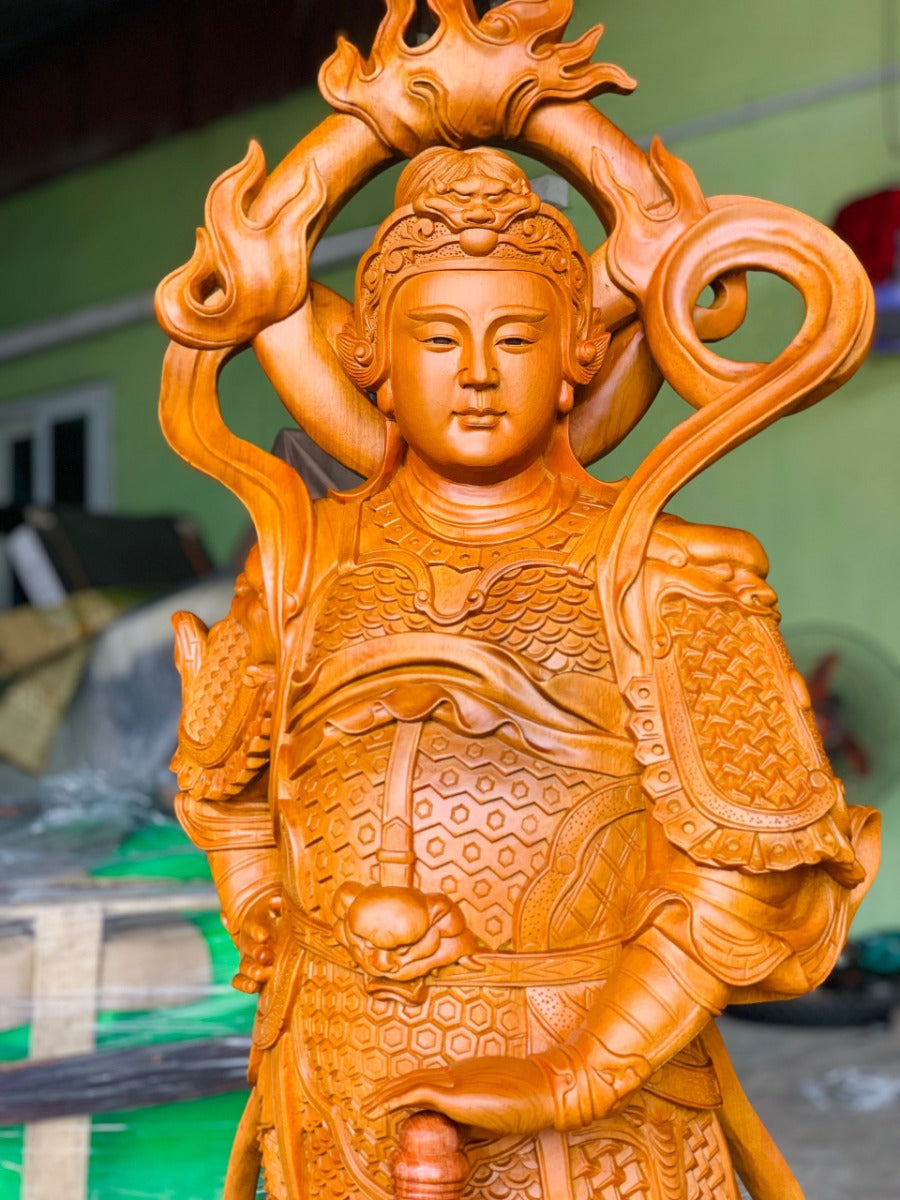 Vi Đà Hộ Pháp Đứng Chống Kiếm