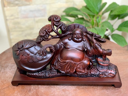 Di Lặc Kéo Bao Tiền Vác Cành Nấm Llinh Chi Ngàn Năm Gỗ Trắc