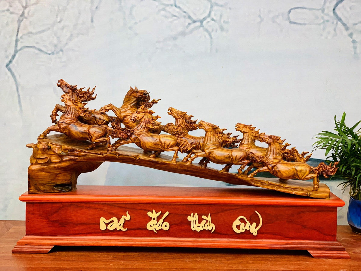 Tượng Ngựa Bát Mã Gỗ Sưa Đỏ Bắc