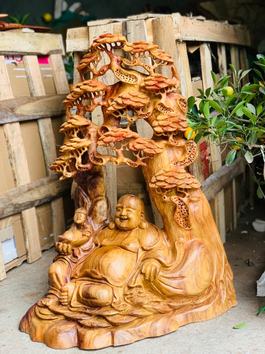 Di Lặc Ngồi Gốc Tùng Đẹp Gỗ Hương Gia Lai