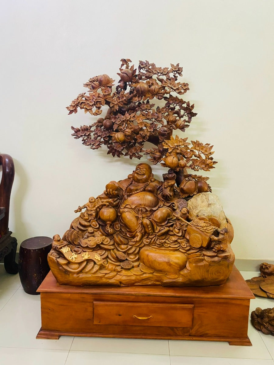 Di Lặc Ngồi Gốc Đào Cao 1m8 Cả Kỷ