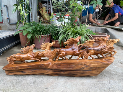 Bát mã Phi Thiên Gỗ Ngoc Am Thơm Ngát