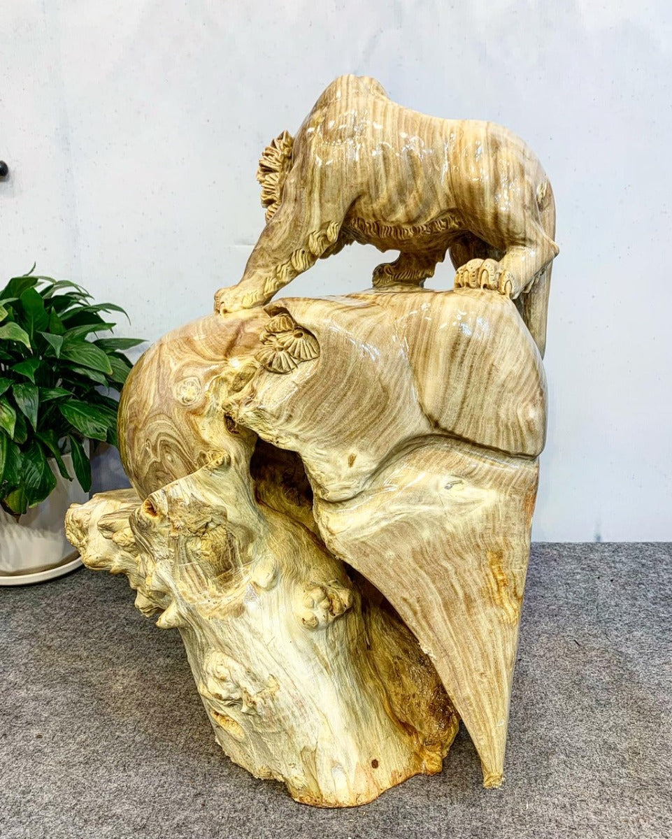 Tượng Mãnh Hổ Săn Mồi Gỗ Nu Ngọc Nghiến
