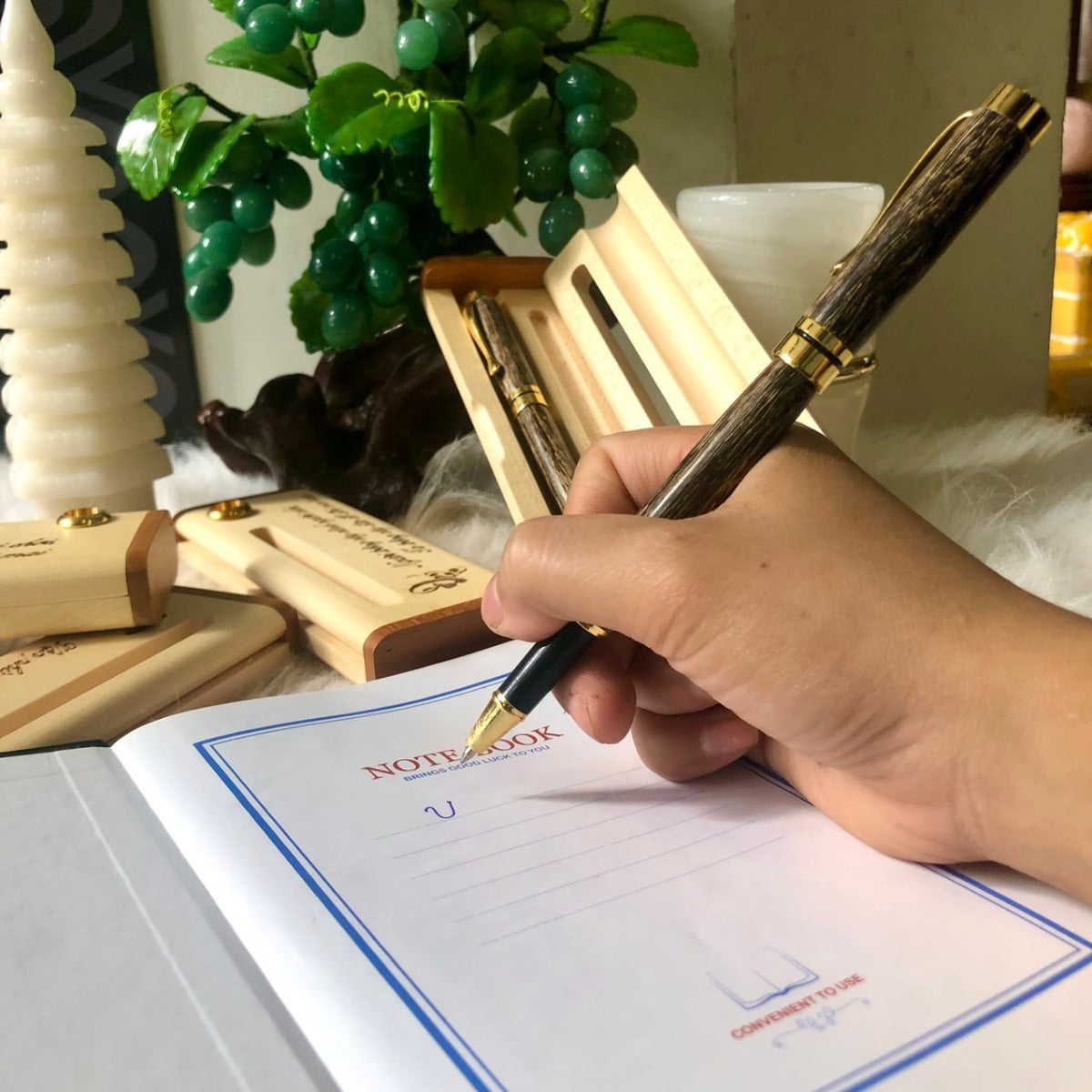 Bút Gỗ Trầm Hương Việt Nam Cao Cấp