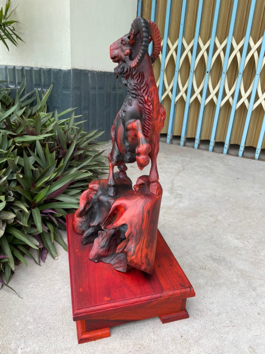 Tượng Dê Nhất Dương Phong Thủy - Gỗ Trắc Đỏ Đen