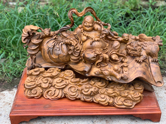 Tượng Di Lặc Tam Phúc Ngồi Cầm Cuốn Thư - Gỗ Bách Xanh