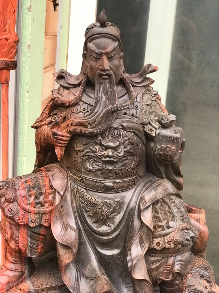 Tượng Quan Công Võ Thánh Ngồi Gỗ Trắc-  Đế Hương Ta