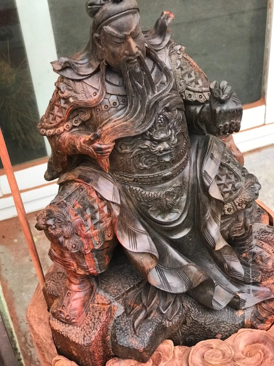 Tượng Quan Công Võ Thánh Ngồi Gỗ Trắc-  Đế Hương Ta